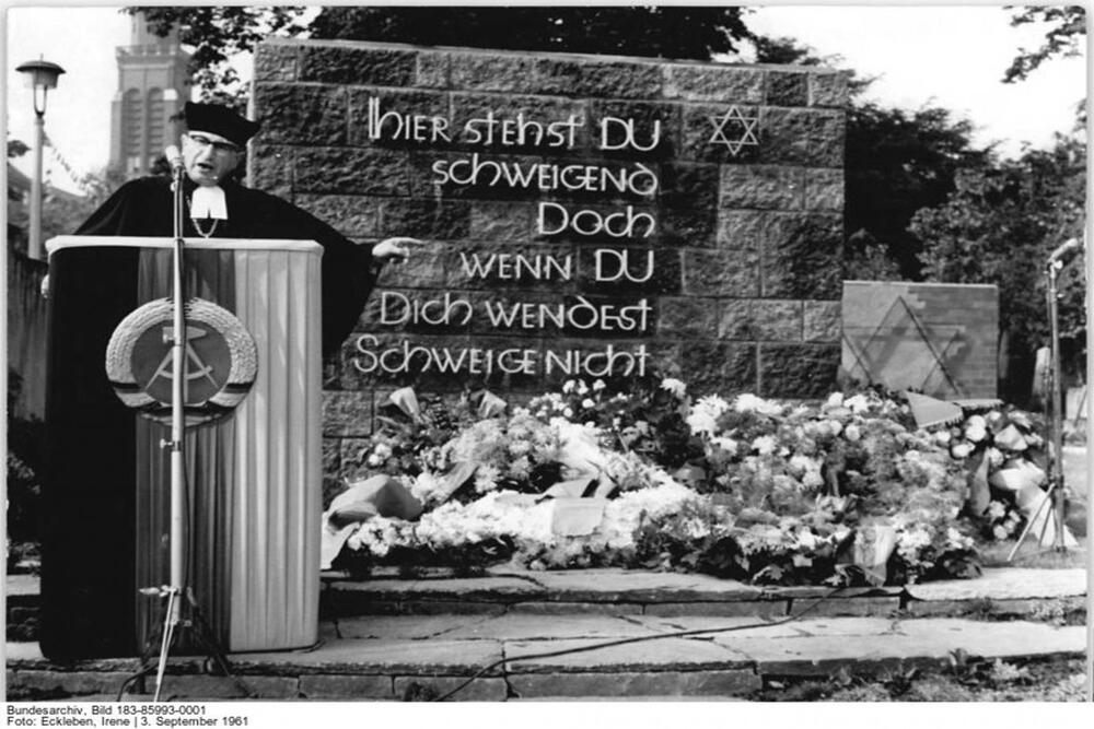 Memorial in Jewish Cemetery Schoenhauser Allee National Rabbi Martin Riesenburger